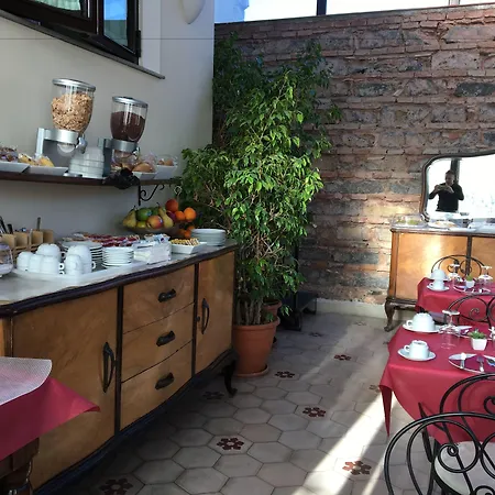 Sangiuliano114 Bed & Breakfast 4*